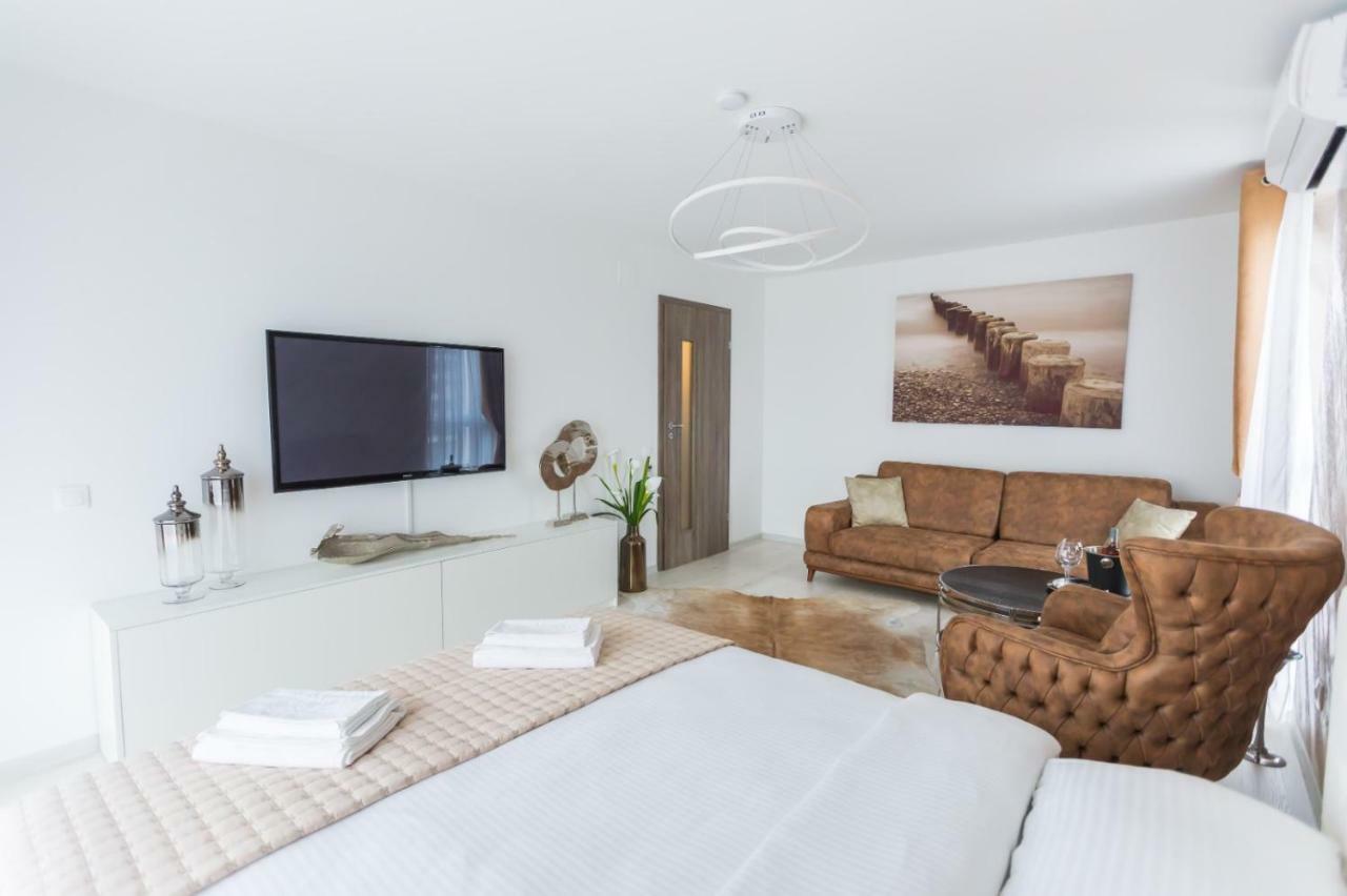 Apartment Alonisos Lux 브라쇼브 외부 사진