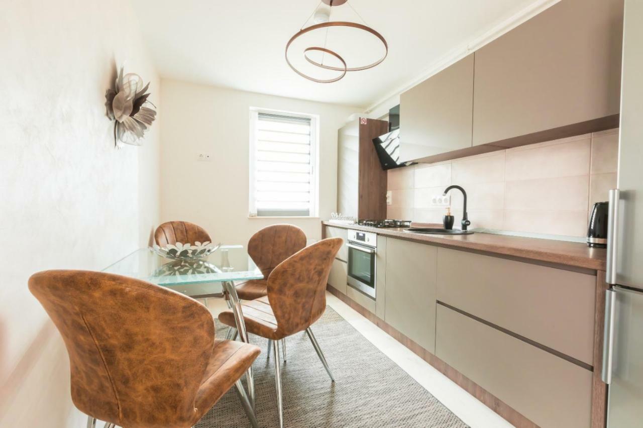 Apartment Alonisos Lux 브라쇼브 외부 사진